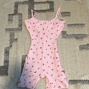 Skims cherry body suit XXS wore one time its in perfect condition